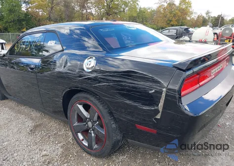 2013 Dodge Challenger Rallye Redline z USA, uszkodzony, nr VIN 2C3CDYAG2DH724886